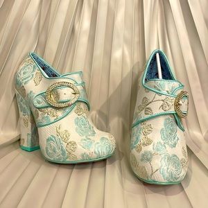 Irregular Choice License To Thrill Heels, Size EU38/US7.5/8, Cream